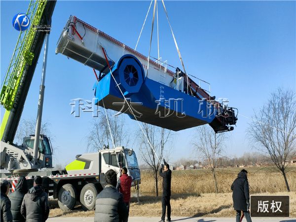 菏泽全自动割草船现场