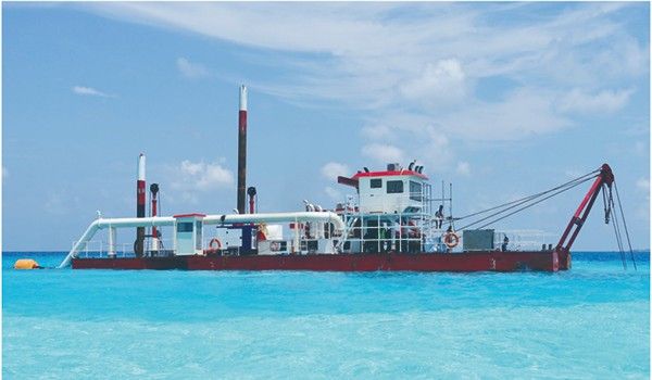 18寸绞吸式挖泥船